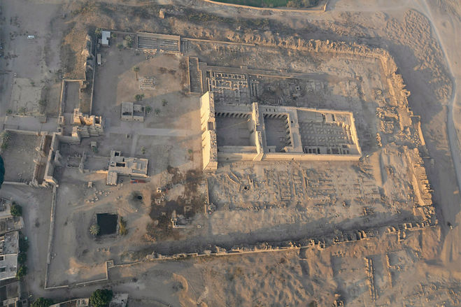 храм Медин-Абу